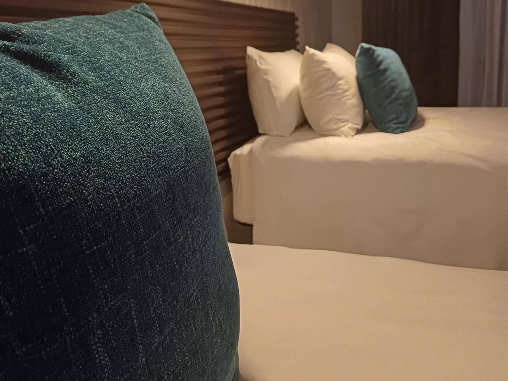 Delux Guesthouse Volksrust Bagian luar foto